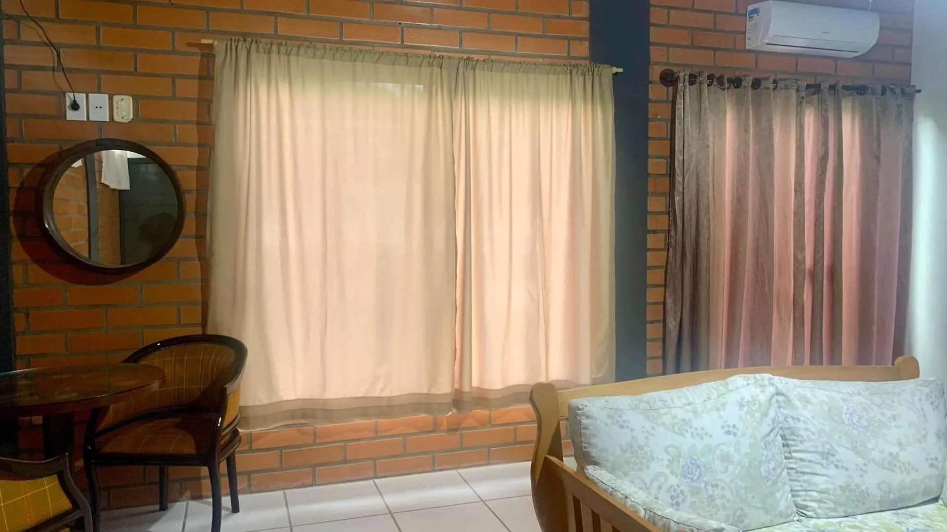 Cantinho Da Tia Dori Doutor Pedrinho Guest house